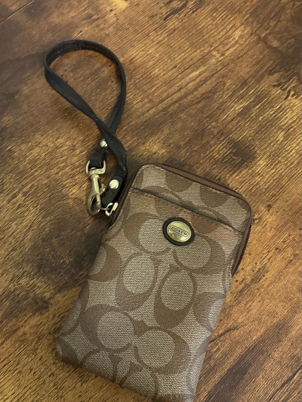 Vintage Coach Signature Canvas Digi Pouch Wristlet